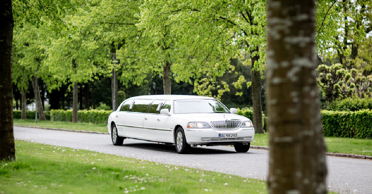 The Ultimate Guide to Booking a Limousine in Bahrain